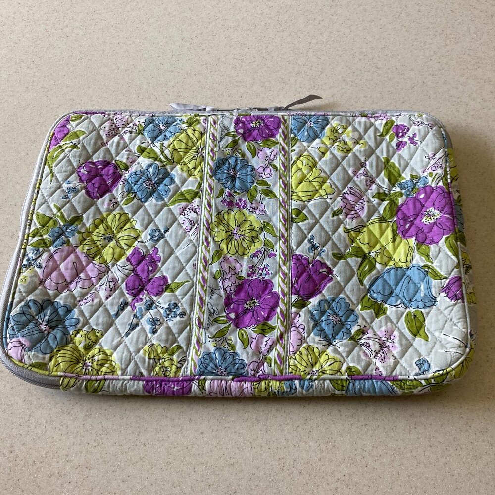 Vera Bradley Laptop Case EUC Watercolor Pattern - Picture 4 of 14